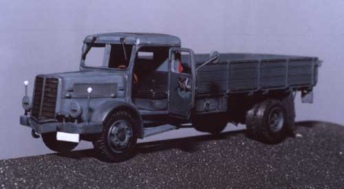 Saurer BT4500 German heavy truck - Click Image to Close