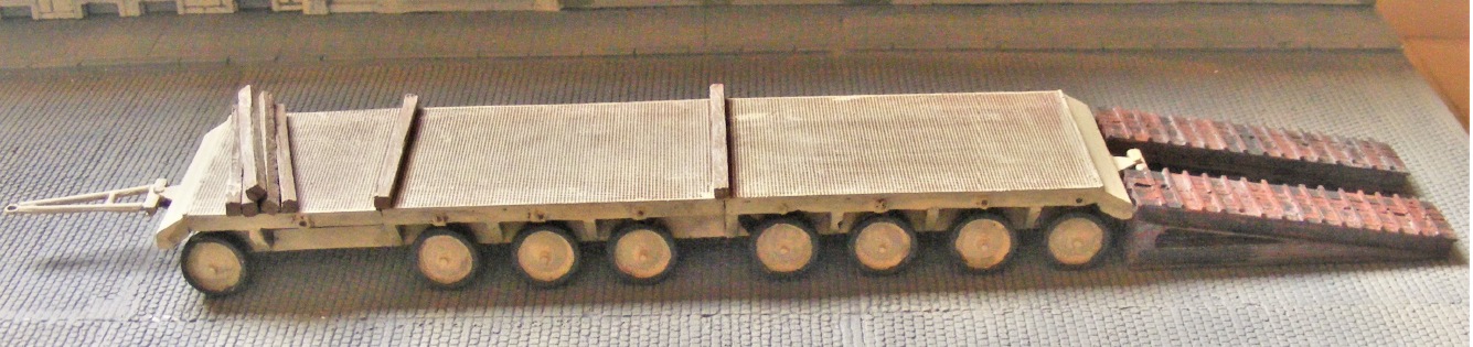 Panzertransportanhänger 110t mit Rampen