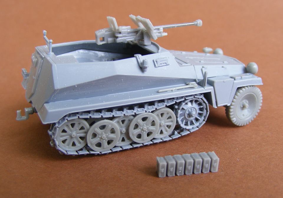 Sd.Kfz. 250/11 (alt) mit 2,8 cm Panzerbüchse 41 (SA)